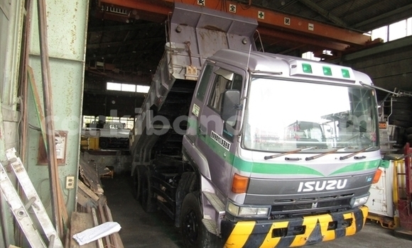 Buy Used Isuzu FTR 850 Silver Truck in Kampala in Uganda