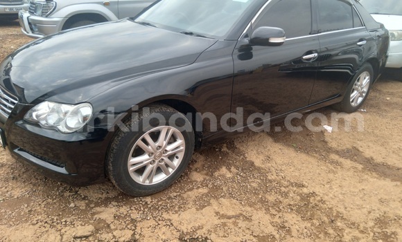 Nunua Ilio tumika Toyota Mark X Nyeusi Gari ndani ya Kampala nchini Uganda Nunua Ilio tumika Toyota Mark X Nyeusi Gari ndani ya Kampala nchini Uganda