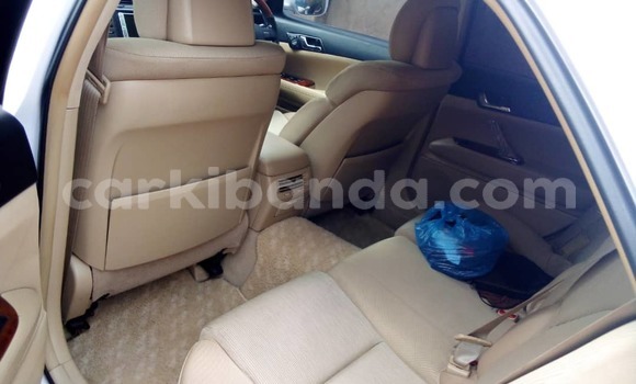 Buy Used Toyota Mark X White Car in Kampala in Uganda Buy Used Toyota Mark X White Car in Kampala in Uganda