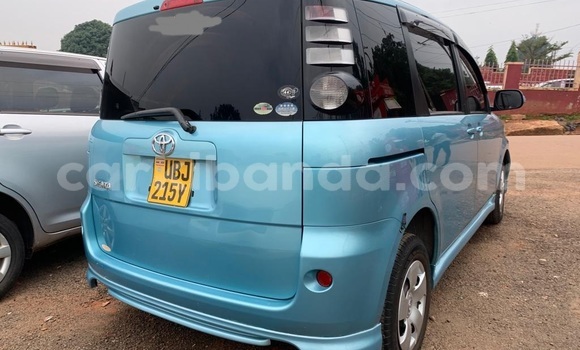 Buy Used Toyota Sienta Blue Car in Kampala in Uganda Buy Used Toyota Sienta Blue Car in Kampala in Uganda