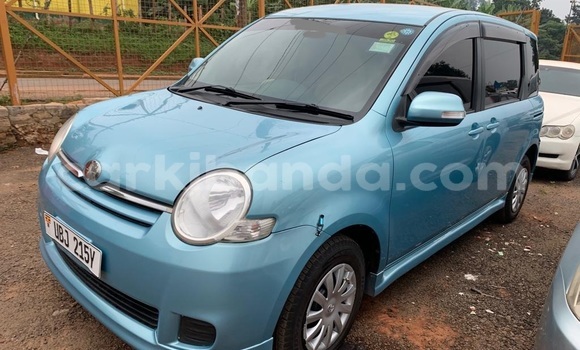 Buy Used Toyota Sienta Blue Car in Kampala in Uganda Buy Used Toyota Sienta Blue Car in Kampala in Uganda