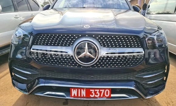 Gura Yakoze Mercedes‒Benz GLE Blue Imodoka i Kampala mu Uganda Gura Yakoze Mercedes‒Benz GLE Blue Imodoka i Kampala mu Uganda