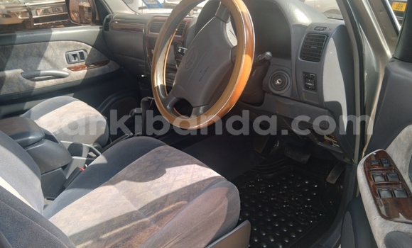 Gura Yakoze Toyota Land Cruiser Prado Silver Imodoka i Kampala mu Uganda Gura Yakoze Toyota Land Cruiser Prado Silver Imodoka i Kampala mu Uganda