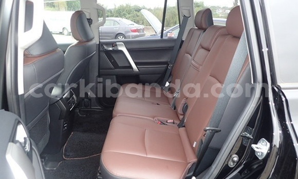 Gura Imported Toyota Land Cruiser Prado Black Imodoka i Kampala mu Uganda Gura Imported Toyota Land Cruiser Prado Black Imodoka i Kampala mu Uganda