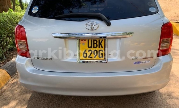 Gura Yakoze Toyota Fielder Silver Imodoka i Kampala mu Uganda Gura Yakoze Toyota Fielder Silver Imodoka i Kampala mu Uganda