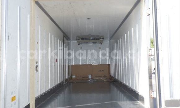 Buy Used Isuzu Bighorn White Truck in Kampala in Uganda Buy Used Isuzu Bighorn White Truck in Kampala in Uganda