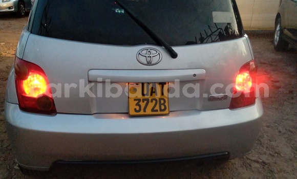 Buy Used Toyota IST Silver Car in Kampala in Uganda Buy Used Toyota IST Silver Car in Kampala in Uganda