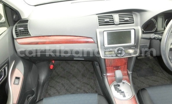 Gura Imported Toyota Premio Black Imodoka i Kampala mu Uganda Gura Imported Toyota Premio Black Imodoka i Kampala mu Uganda