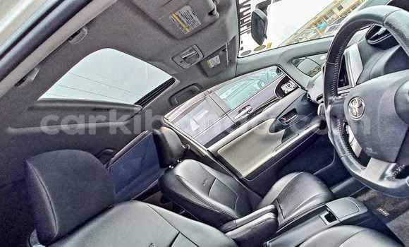 Buy Used Toyota Wish White Car in Kampala in Uganda Buy Used Toyota Wish White Car in Kampala in Uganda