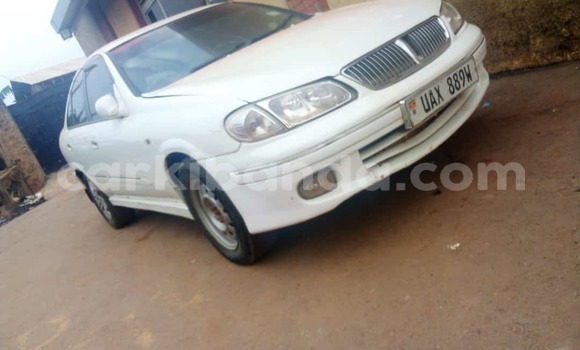 Acheter Occasion Voiture Nissan Bluebird Blanc à Kampala, Ouganda Acheter Occasion Voiture Nissan Bluebird Blanc à Kampala, Ouganda