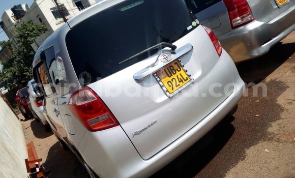 Gura Yakoze Toyota Ractis Silver Imodoka i Kampala mu Uganda Gura Yakoze Toyota Ractis Silver Imodoka i Kampala mu Uganda
