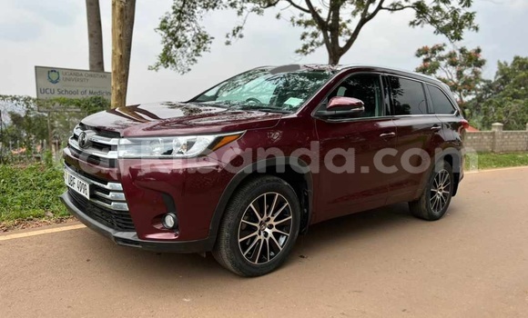 Gura Yakoze Toyota Kluger Other Imodoka i Kampala mu Uganda Gura Yakoze Toyota Kluger Other Imodoka i Kampala mu Uganda