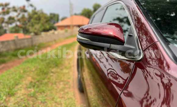Gura Yakoze Toyota Kluger Other Imodoka i Kampala mu Uganda Gura Yakoze Toyota Kluger Other Imodoka i Kampala mu Uganda