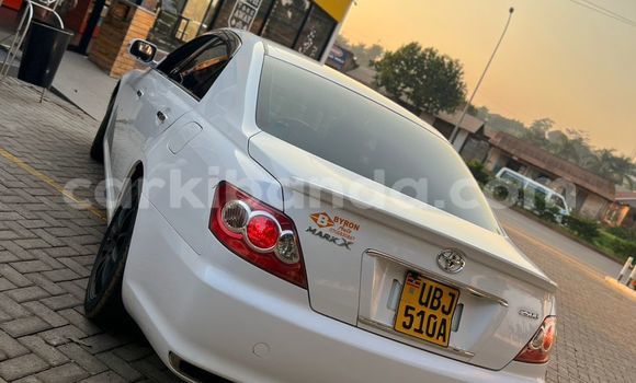 Nunua Ilio tumika Toyota Mark X Nyeupe Gari ndani ya Kampala nchini Uganda Nunua Ilio tumika Toyota Mark X Nyeupe Gari ndani ya Kampala nchini Uganda
