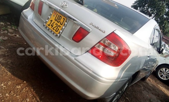 Nunua Ilio tumika Toyota Premio Fedha Gari ndani ya Kampala nchini Uganda Nunua Ilio tumika Toyota Premio Fedha Gari ndani ya Kampala nchini Uganda