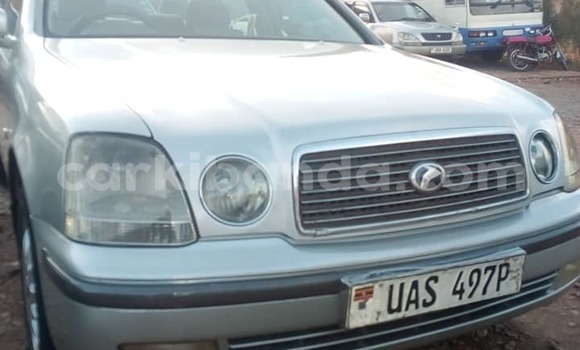 Gura Imported Toyota Progress Silver Imodoka i Kampala mu Uganda Gura Imported Toyota Progress Silver Imodoka i Kampala mu Uganda