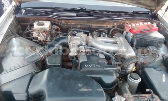 Gura Imported Toyota Progress Silver Imodoka i Kampala mu Uganda Gura Imported Toyota Progress Silver Imodoka i Kampala mu Uganda