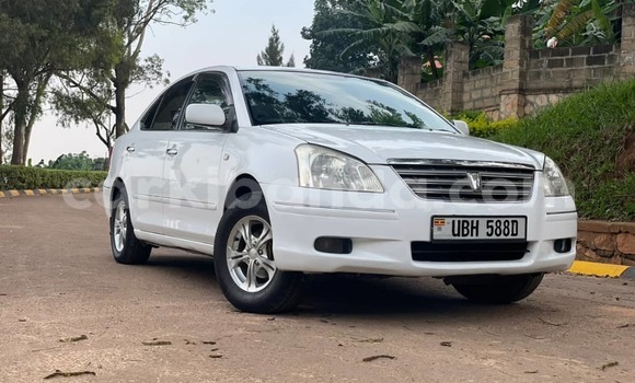 Gura Yakoze Toyota Premio White Imodoka i Kampala mu Uganda Gura Yakoze Toyota Premio White Imodoka i Kampala mu Uganda