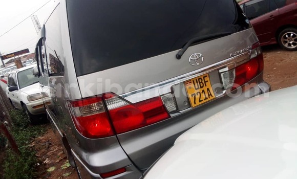 Nunua Ilio tumika Toyota Alphard Fedha Gari ndani ya Kampala nchini Uganda Nunua Ilio tumika Toyota Alphard Fedha Gari ndani ya Kampala nchini Uganda