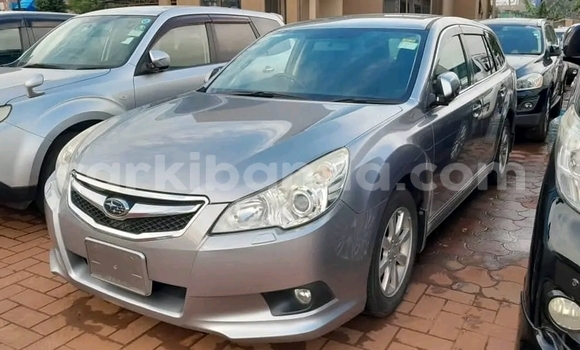 Acheter Occasion Voiture Subaru Legacy Gris à Kampala, Ouganda