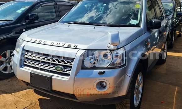 Buy Used Land Rover Freelander Silver Car in Kampala in Uganda