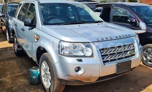 Nunua Ilio tumika Land Rover Freelander Fedha Gari ndani ya Kampala nchini Uganda Nunua Ilio tumika Land Rover Freelander Fedha Gari ndani ya Kampala nchini Uganda
