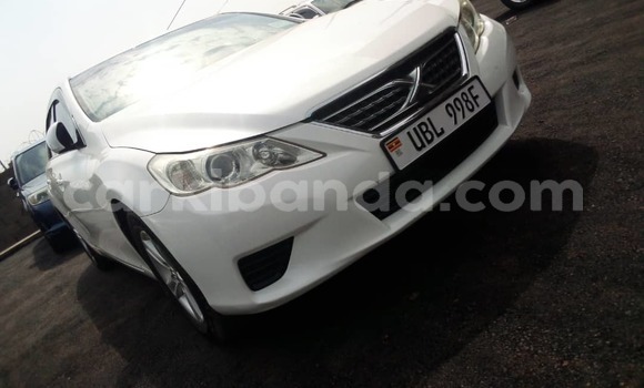 Buy Used Toyota Mark X White Car in Kampala in Uganda Buy Used Toyota Mark X White Car in Kampala in Uganda