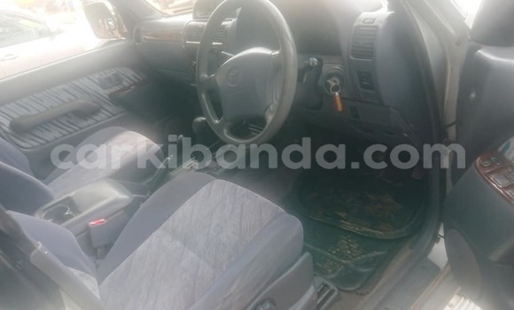 Gura Yakoze Toyota Land Cruiser Prado Silver Imodoka i Kampala mu Uganda Gura Yakoze Toyota Land Cruiser Prado Silver Imodoka i Kampala mu Uganda