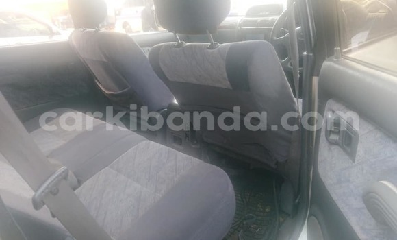 Gura Yakoze Toyota Land Cruiser Prado Silver Imodoka i Kampala mu Uganda Gura Yakoze Toyota Land Cruiser Prado Silver Imodoka i Kampala mu Uganda