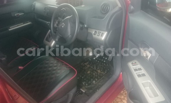 Gura Yakoze Toyota Corolla Rumion Red Imodoka i Kampala mu Uganda Gura Yakoze Toyota Corolla Rumion Red Imodoka i Kampala mu Uganda