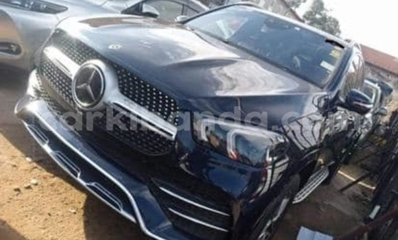 Gura Yakoze Mercedes‒Benz GLE Blue Imodoka i Kampala mu Uganda Gura Yakoze Mercedes‒Benz GLE Blue Imodoka i Kampala mu Uganda