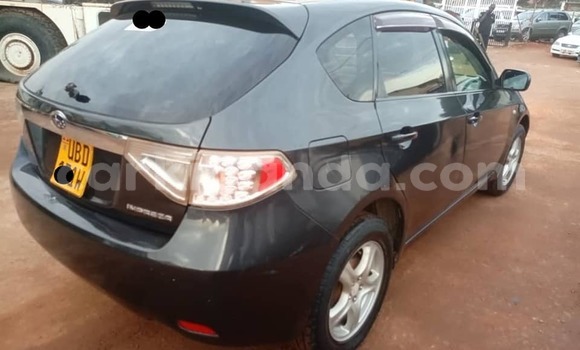 Gura Yakoze Subaru Impreza Black Imodoka i Kampala mu Uganda Gura Yakoze Subaru Impreza Black Imodoka i Kampala mu Uganda