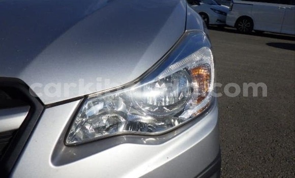 Gura Yakoze Subaru Impreza Silver Imodoka i Kampala mu Uganda Gura Yakoze Subaru Impreza Silver Imodoka i Kampala mu Uganda