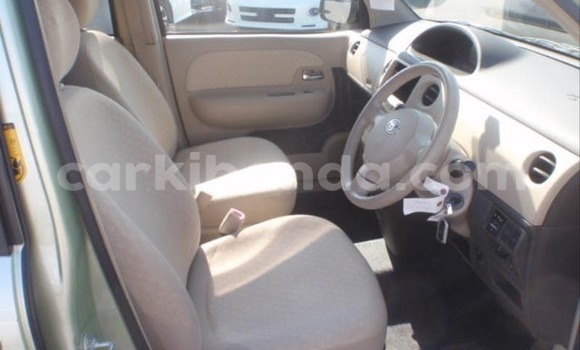 Gura Yakoze Toyota Sienta Green Imodoka i Kampala mu Uganda Gura Yakoze Toyota Sienta Green Imodoka i Kampala mu Uganda