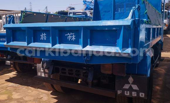 Acheter Occasion Utilitaire Mitsubishi L400 Bleu à Kampala, Ouganda Acheter Occasion Utilitaire Mitsubishi L400 Bleu à Kampala, Ouganda