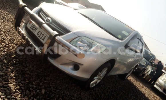 Buy Used Toyota Fielder Silver Car in Kampala in Uganda