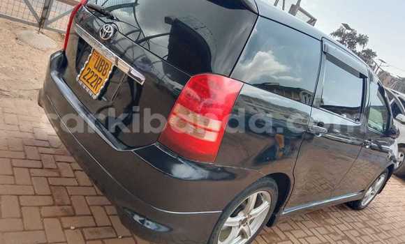 Gura Yakoze Toyota Wish Black Imodoka i Kampala mu Uganda Gura Yakoze Toyota Wish Black Imodoka i Kampala mu Uganda