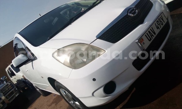 Acheter Occasion Voiture Toyota Spacio Blanc à Kampala, Ouganda