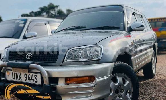 Gura Yakoze Toyota RAV4 Other Imodoka i Kampala mu Uganda Gura Yakoze Toyota RAV4 Other Imodoka i Kampala mu Uganda