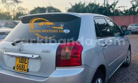 Gura Yakoze Toyota Allex Silver Imodoka i Kampala mu Uganda Gura Yakoze Toyota Allex Silver Imodoka i Kampala mu Uganda