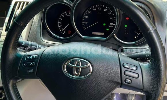 Nunua Ilio tumika Toyota Harrier Nyeusi Gari ndani ya Kampala nchini Uganda Nunua Ilio tumika Toyota Harrier Nyeusi Gari ndani ya Kampala nchini Uganda