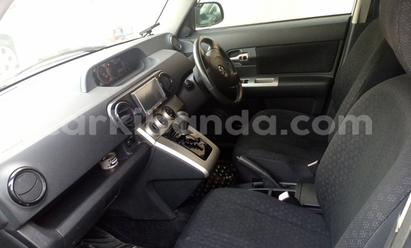 Gura Yakoze Toyota Corolla Rumion White Imodoka i Kampala mu Uganda Gura Yakoze Toyota Corolla Rumion White Imodoka i Kampala mu Uganda