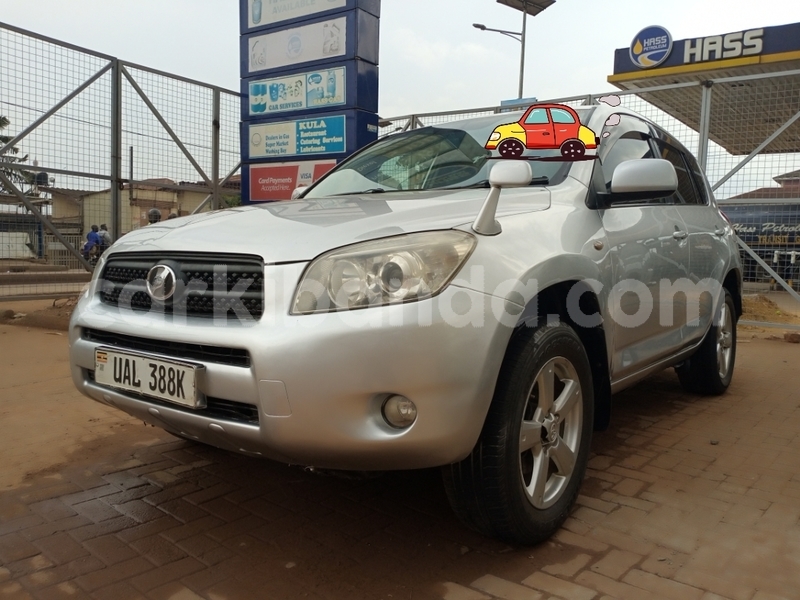 Big with watermark toyota rav4 uganda kampala 18413