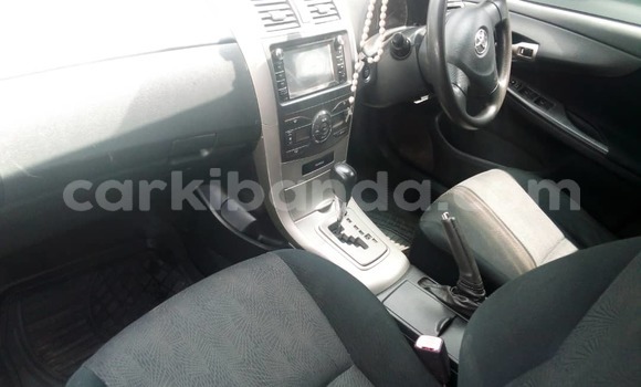 Nunua Ilio tumika Toyota Fielder Fedha Gari ndani ya Kampala nchini Uganda Nunua Ilio tumika Toyota Fielder Fedha Gari ndani ya Kampala nchini Uganda