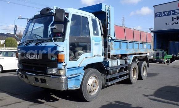 Buy Used Isuzu FTR 850 Blue Truck in Kampala in Uganda