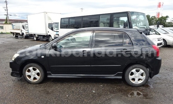 Gura Imported Toyota Corolla Blue Imodoka i Kampala mu Uganda Gura Imported Toyota Corolla Blue Imodoka i Kampala mu Uganda