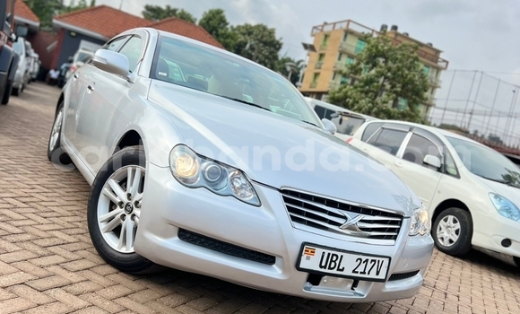 Gura Yakoze Toyota Mark X Silver Imodoka i Kampala mu Uganda Gura Yakoze Toyota Mark X Silver Imodoka i Kampala mu Uganda