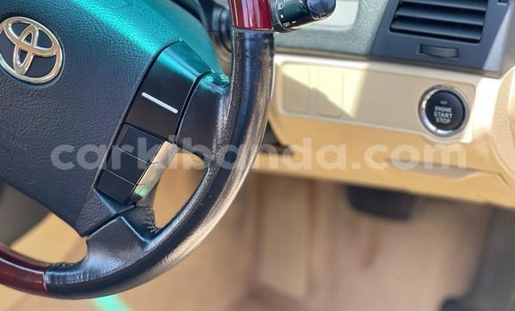 Gura Yakoze Toyota Mark X Black Imodoka i Kampala mu Uganda Gura Yakoze Toyota Mark X Black Imodoka i Kampala mu Uganda