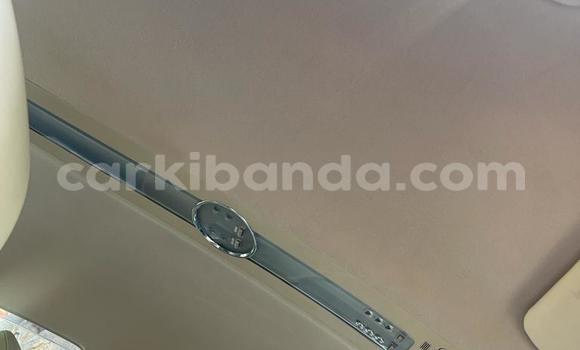 Gura Yakoze Toyota Mark X Black Imodoka i Kampala mu Uganda Gura Yakoze Toyota Mark X Black Imodoka i Kampala mu Uganda