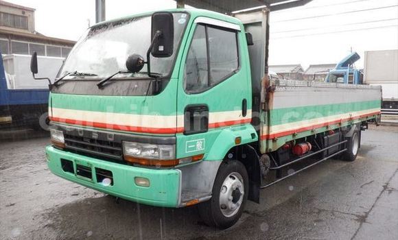 Gura Yakoze Mitsubishi Van Green Ikamyo i Kampala mu Uganda
